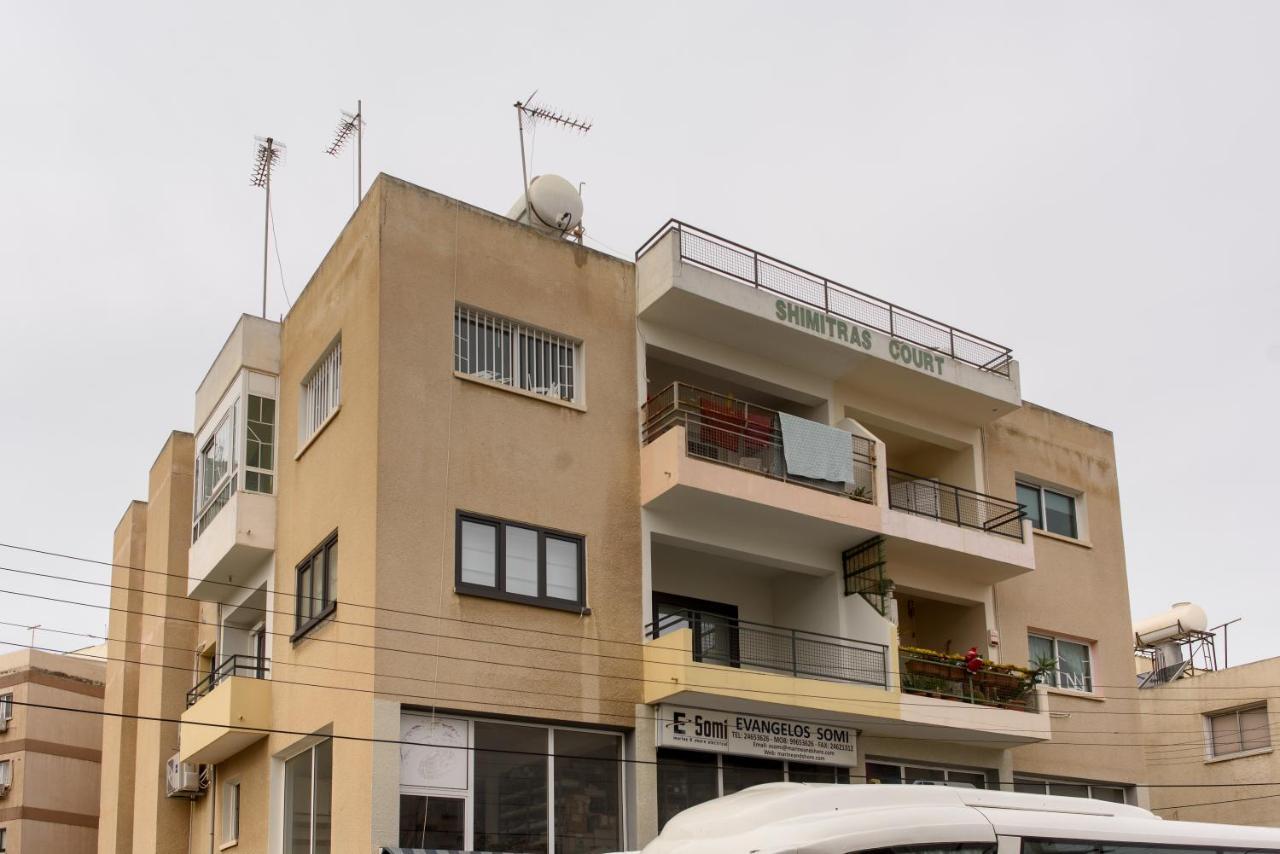 Callisto 3 Bedroom Apartment Larnaca Buitenkant foto